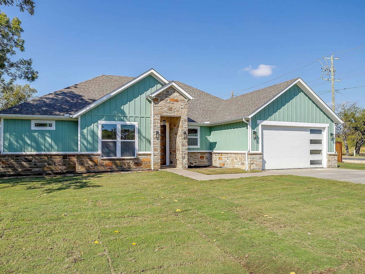 900 Cope St Midlothian, TX 76065 - Thumbnail 3