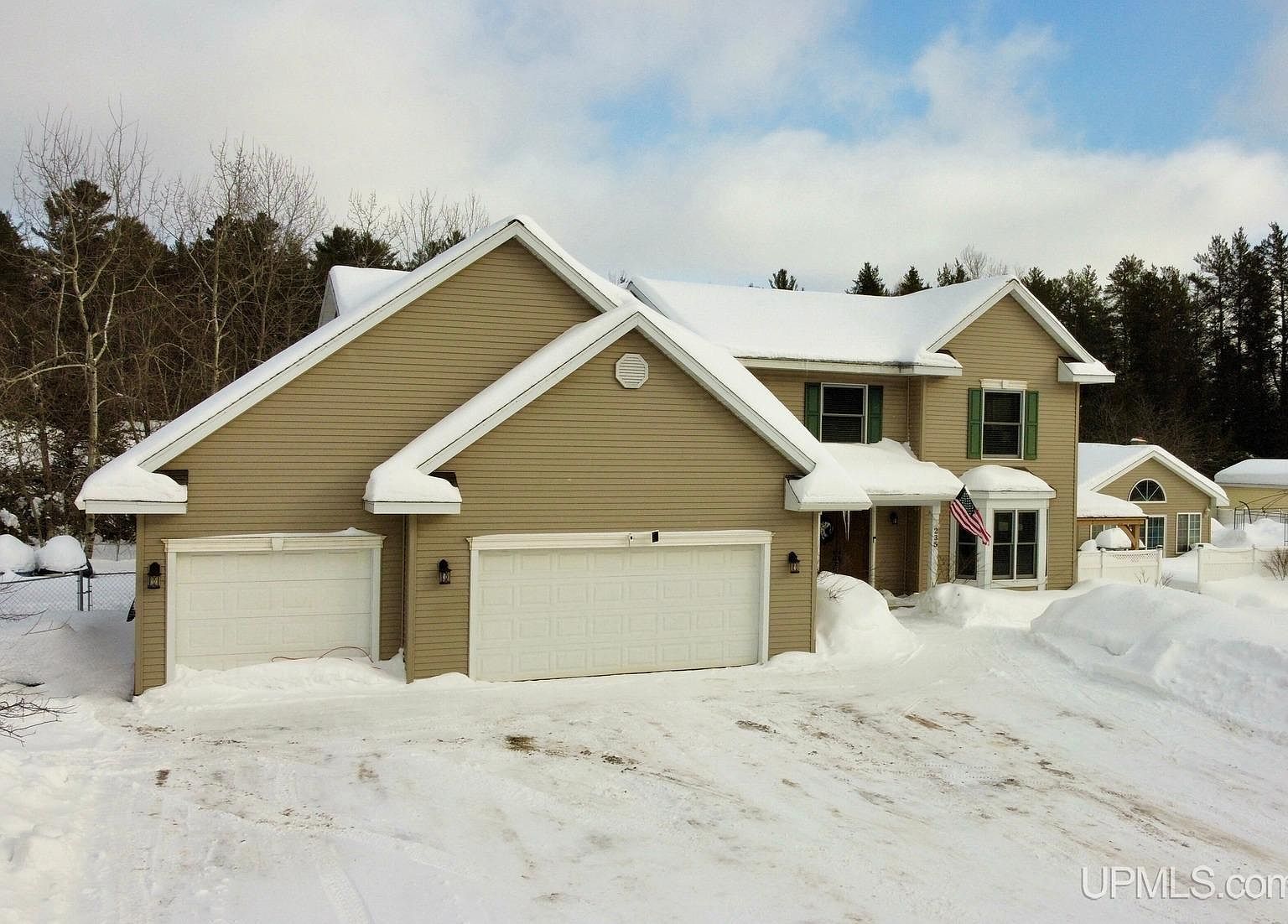 235 Balsam Ln Ishpeming, MI 49849 - Thumbnail 3