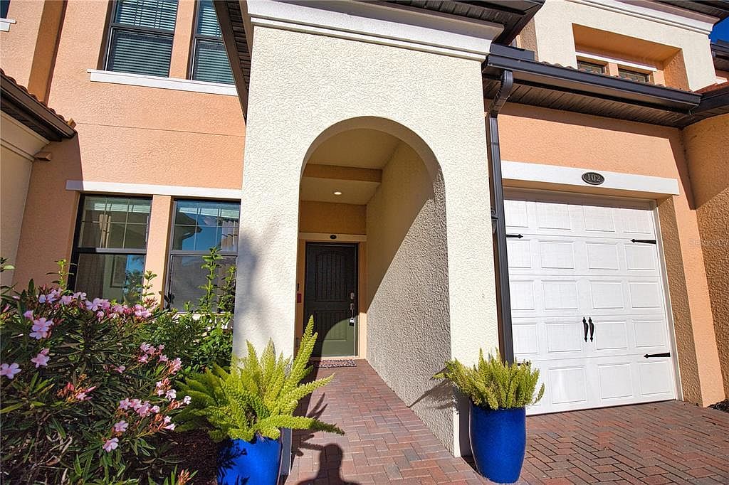 10042 Crooked Creek Dr Unit 102 Venice, FL 34293 - Thumbnail 3