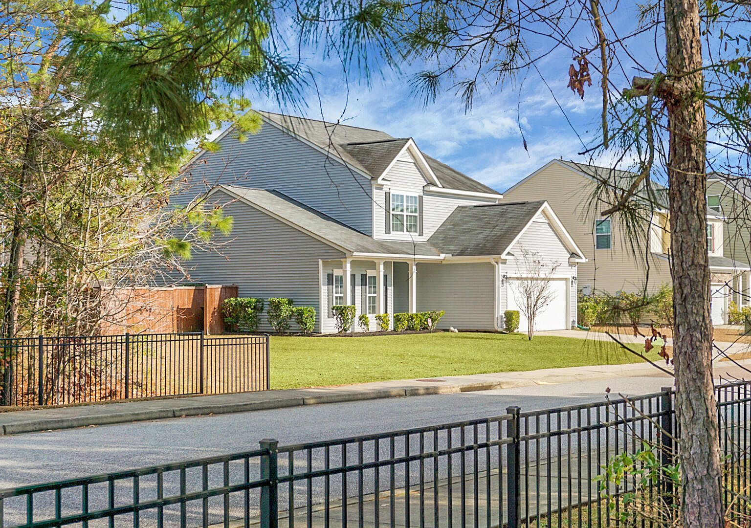 424 Gianna Ln Goose Creek, SC 29445 - Thumbnail 3