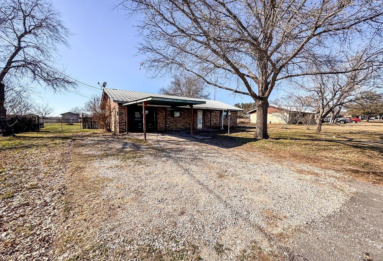 119 Autumn Dr Early, TX 76802 - Thumbnail 3