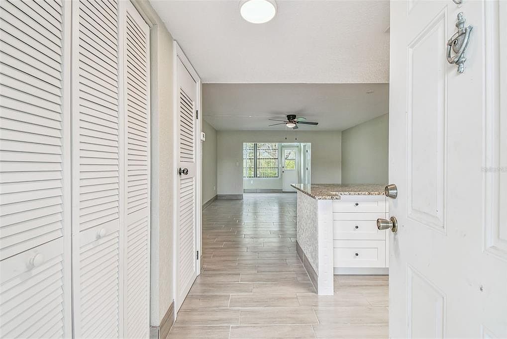 4829 Onyx Ln APT 101 New Port Richey, FL 34652 - Thumbnail 3