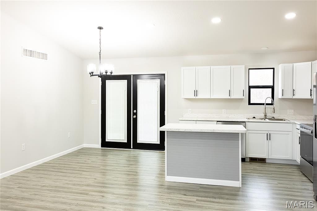 24401 Trolly Ln Dixon, MO 65459 - Thumbnail 3