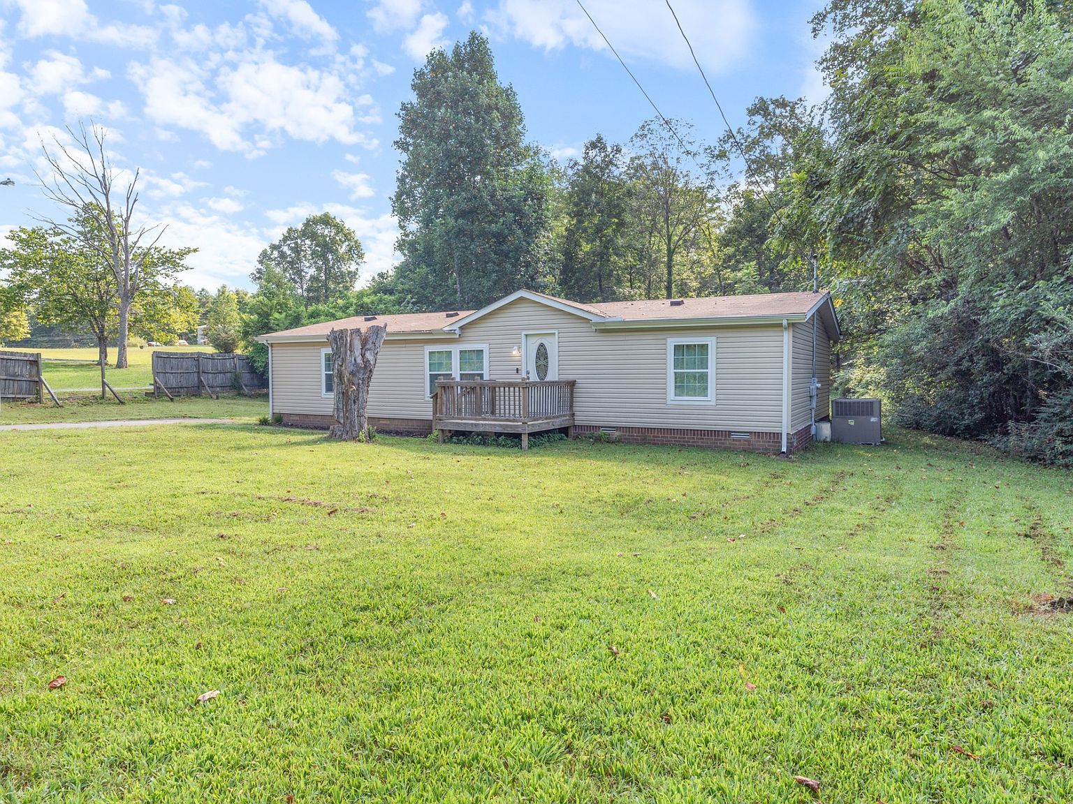 145 Bishop Ln Burns, TN 37029 - Thumbnail 3