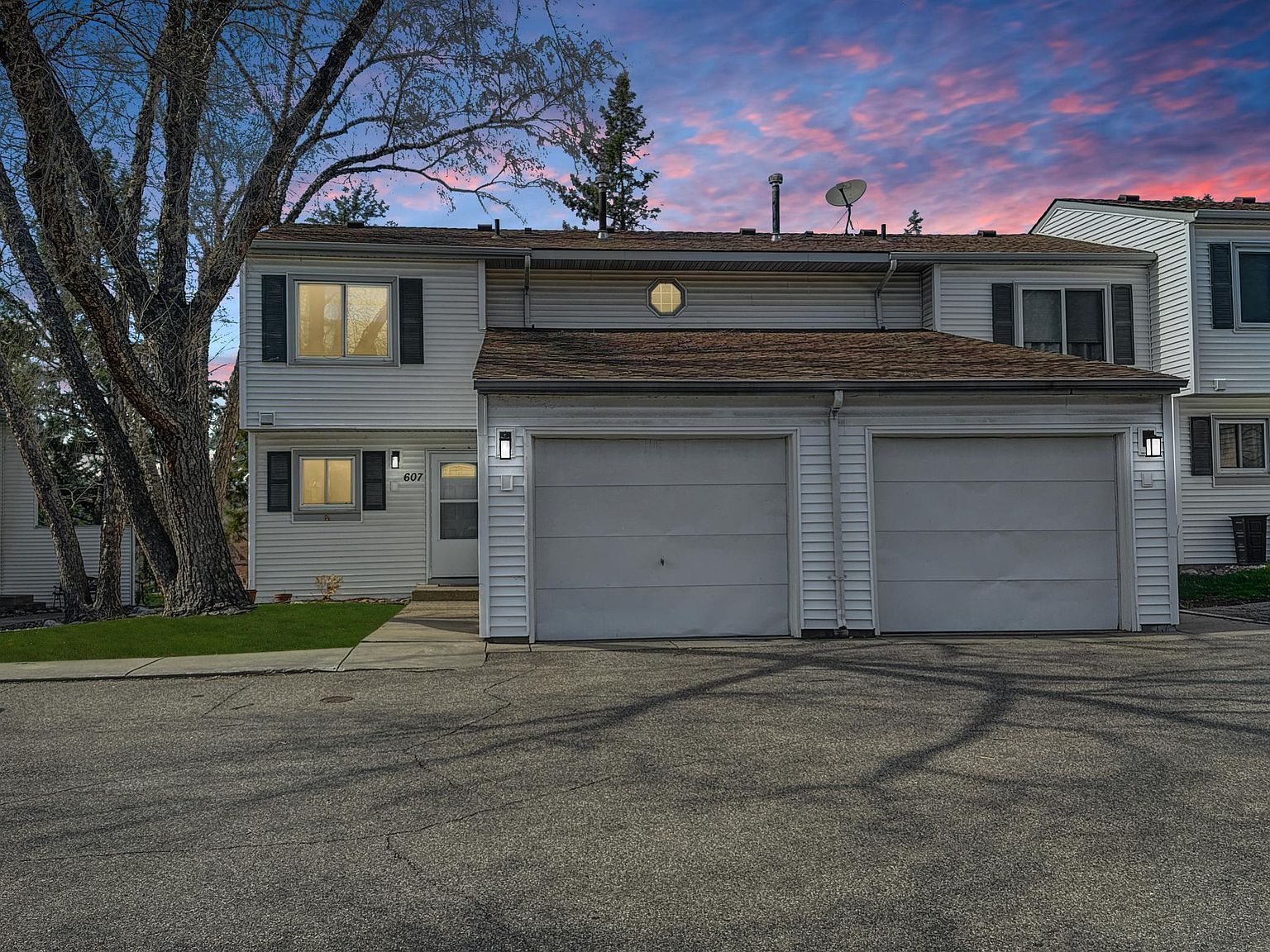 607 E Burnsville Pkwy #13 Burnsville, MN 55337 - Thumbnail 3