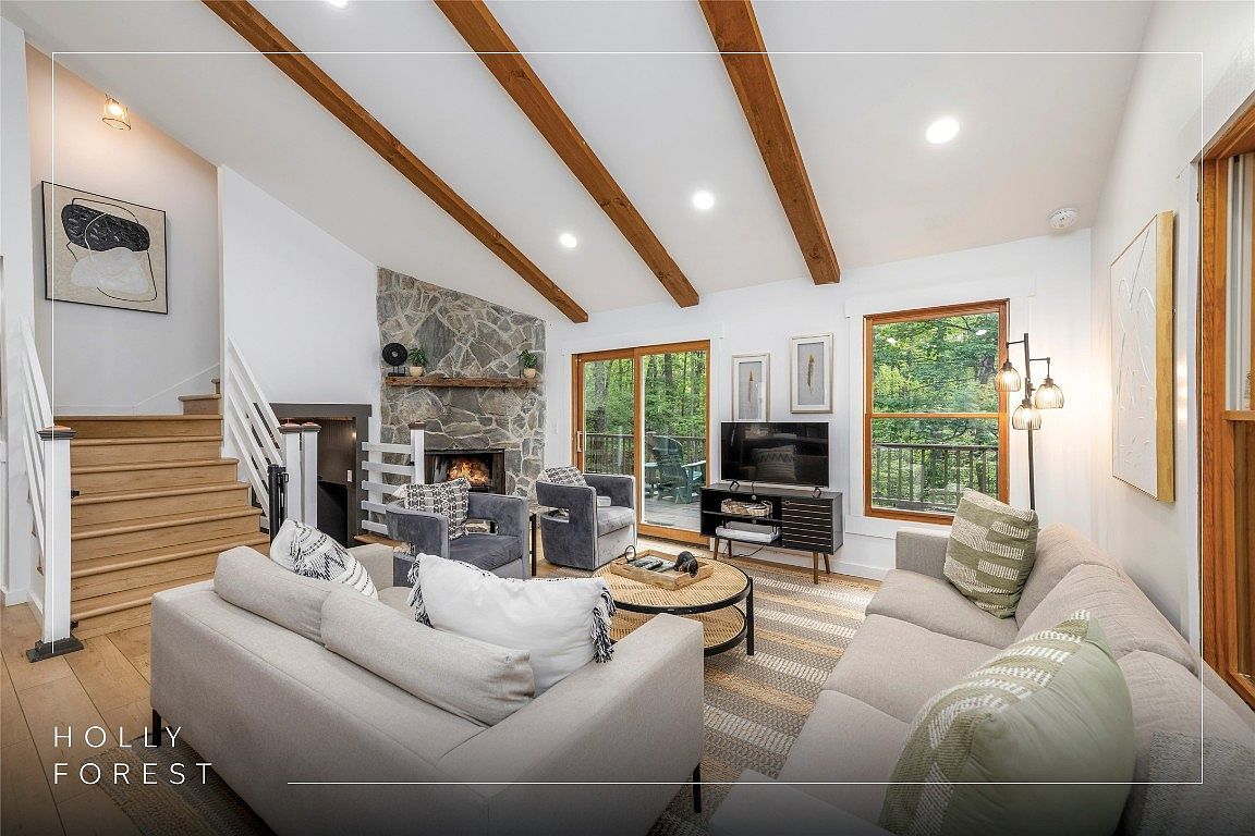 79 Azalea Ct Sapphire, NC 28774 - Thumbnail 3