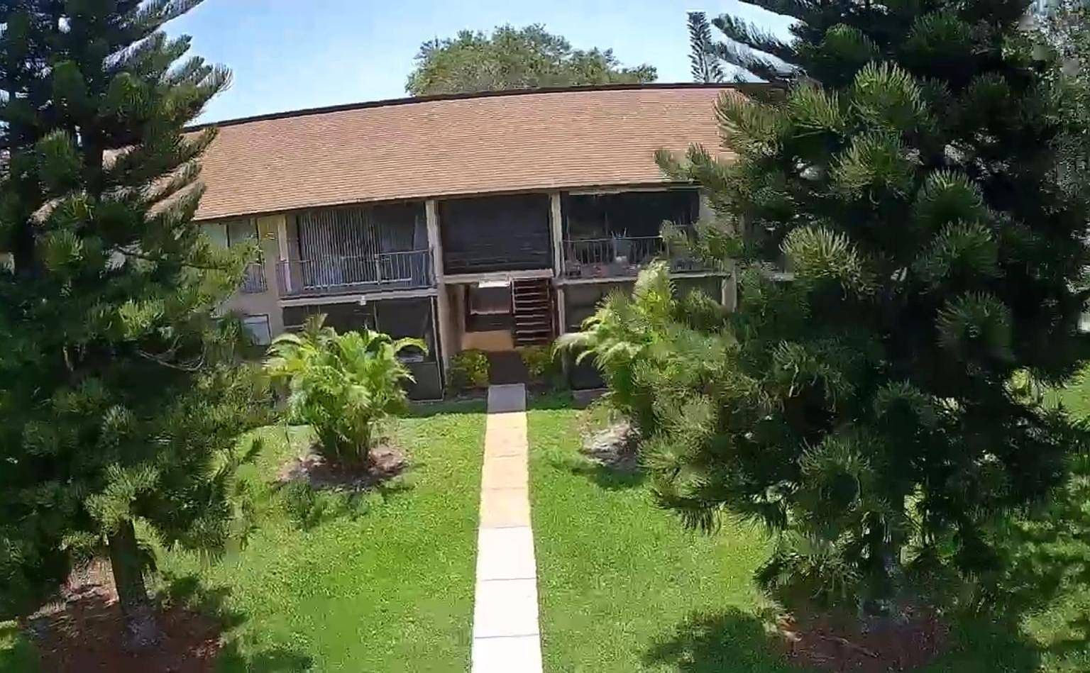 5779 Washington St Hollywood, FL 33023 - Thumbnail 3