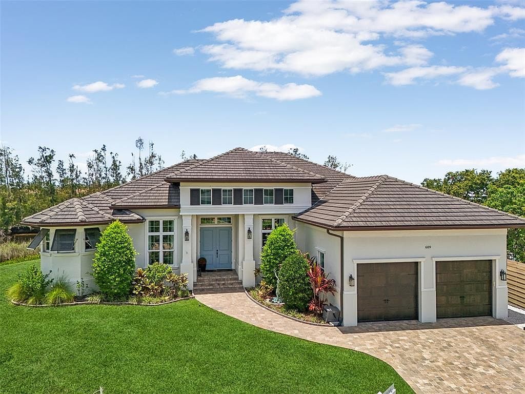 609 Colonial Bay Dr Nokomis, FL 34275 - Thumbnail 3