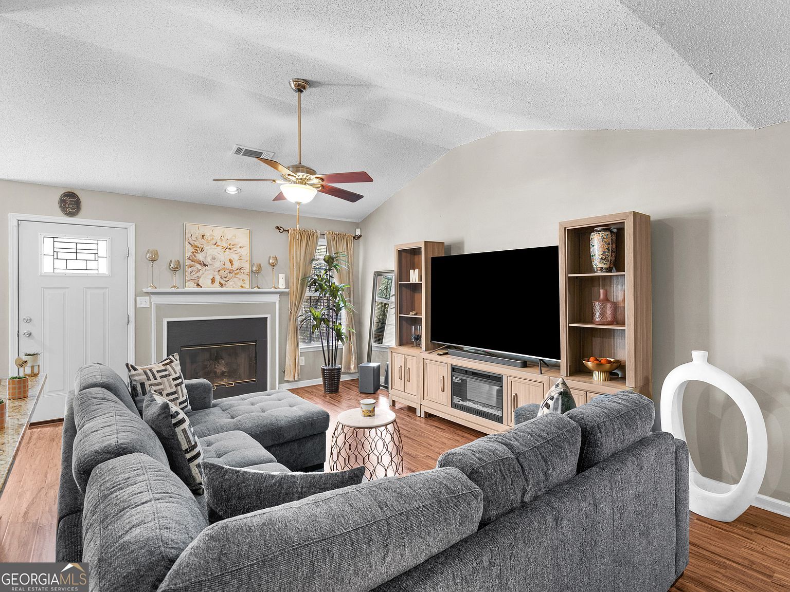 160 Country Mill Ln Stockbridge, GA 30281 - Thumbnail 3