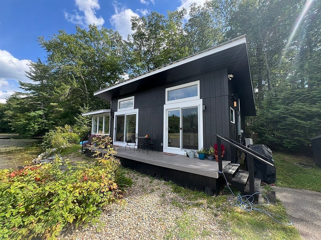 102 River St Leicester, MA 01524 - Thumbnail 3