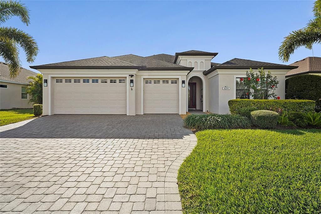 609 Rosemary Cir Bradenton, FL 34212 - Thumbnail 3