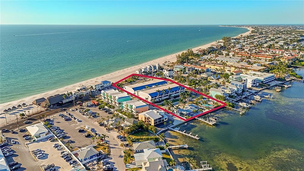 1007 Gulf Dr N Unit 213 Bradenton Beach, FL 34217 - Thumbnail 3