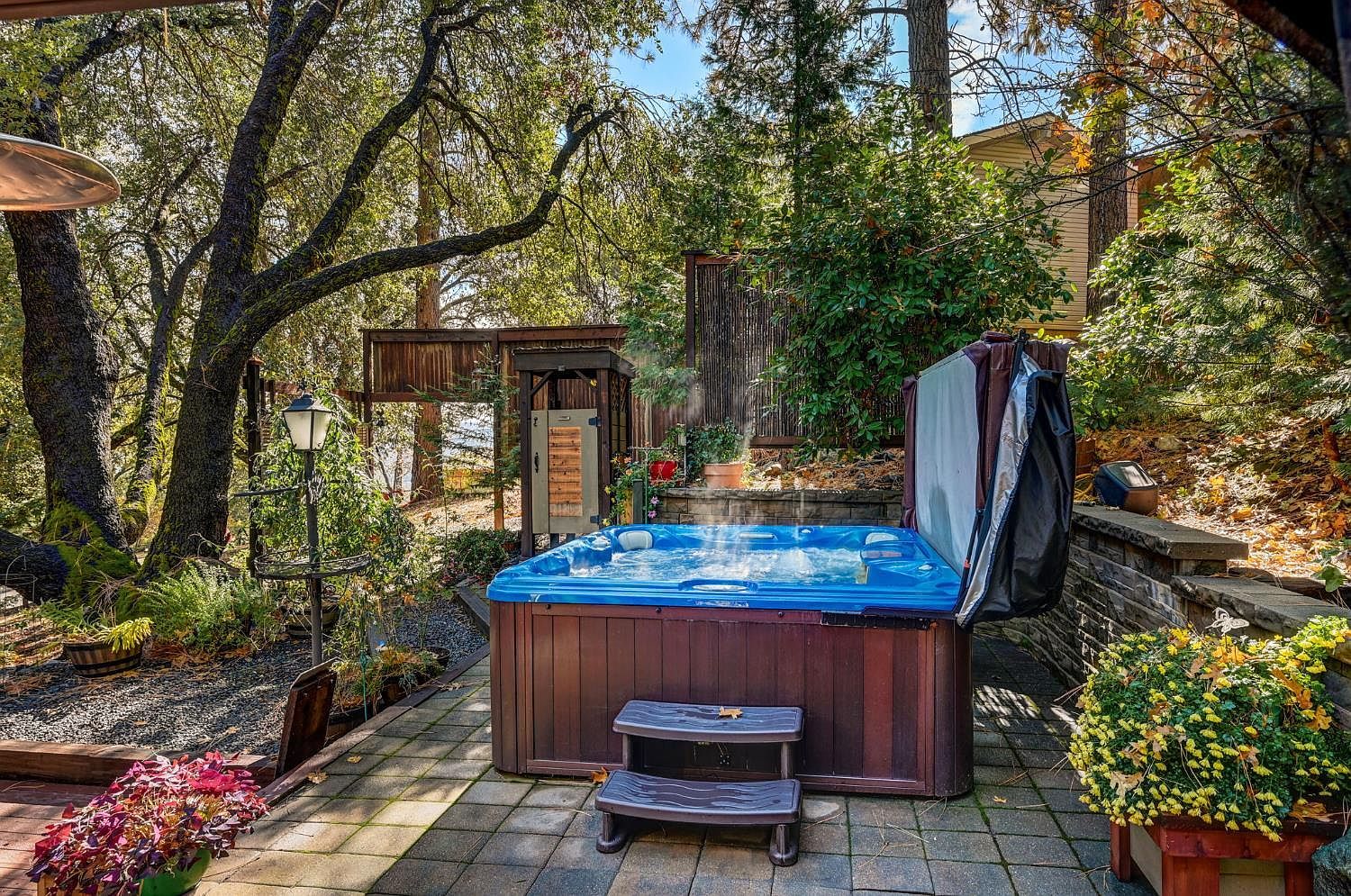 734 Utica Dr Hathaway Pines, CA 95233 - Thumbnail 3