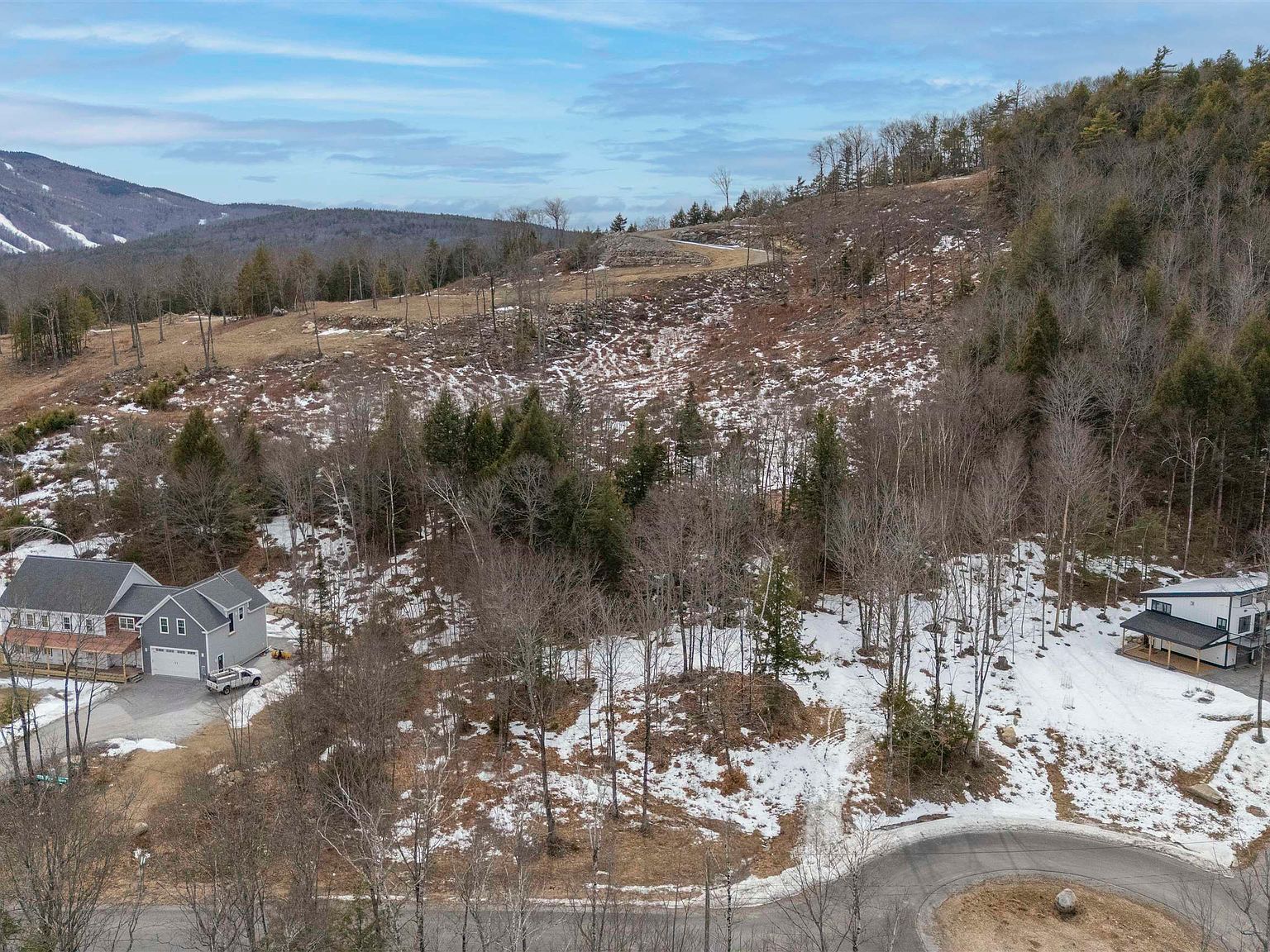 11 Greenwood Ln Sunapee, NH 03782 - Thumbnail 3