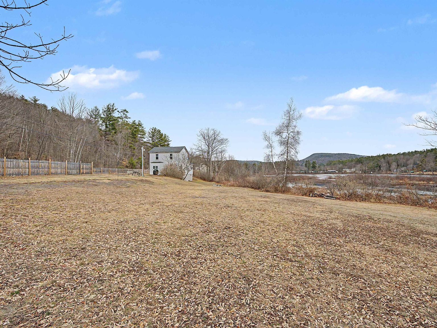 88 Cash St Croydon, NH 03773 - Thumbnail 3