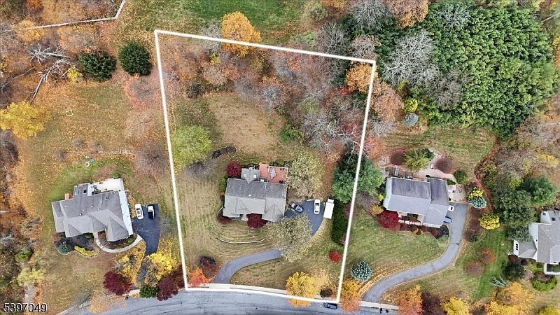 13 Old Schoolhouse Rd Asbury, NJ 08802 - Thumbnail 3