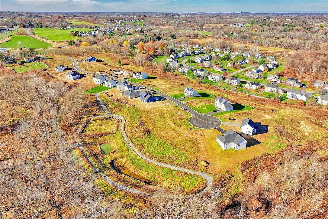 8 Mendon Green Ln Pittsford, NY 14534 - Thumbnail 3