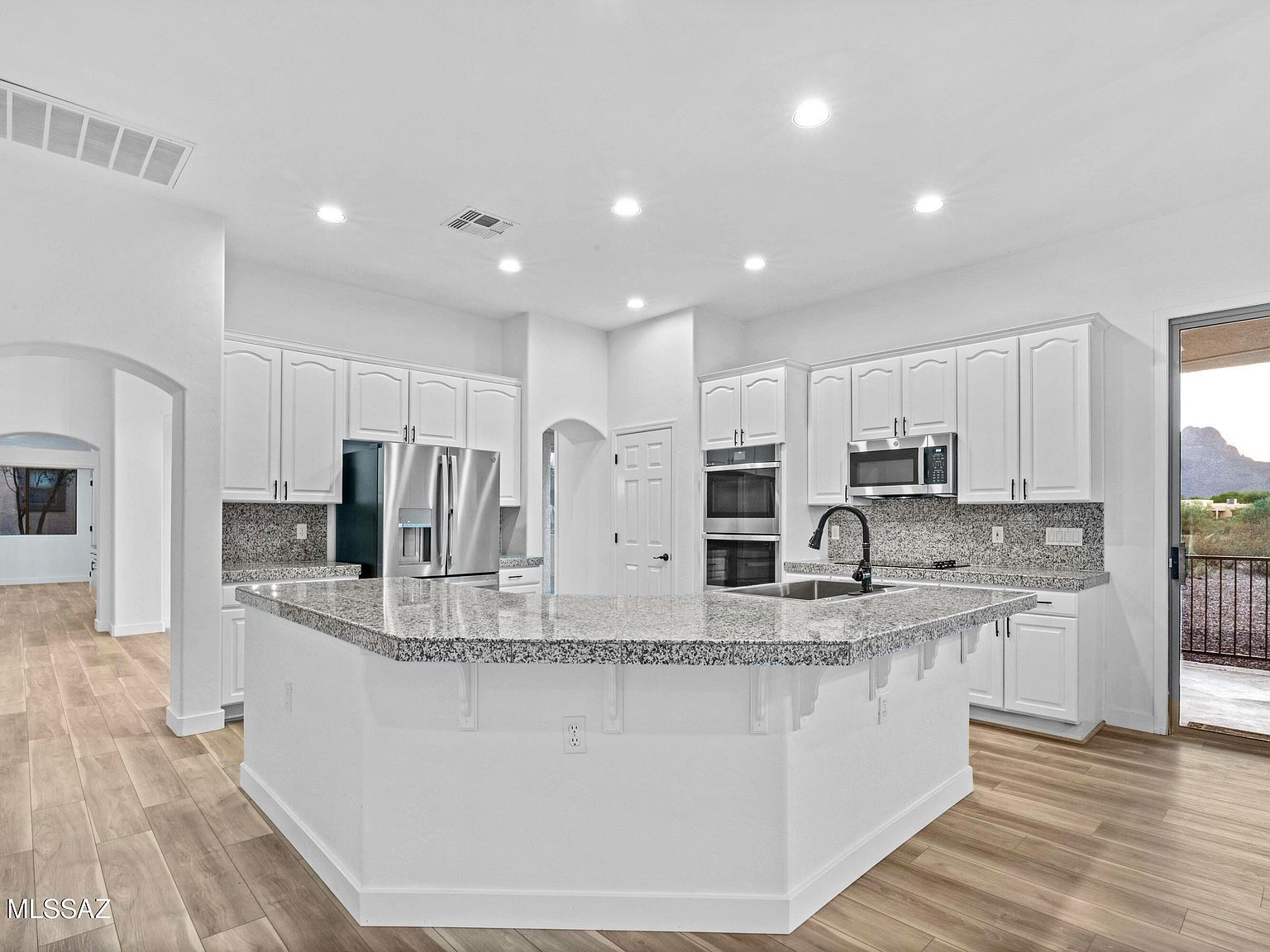 7817 N Via Laguna Niguel Tucson, AZ 85743 - Thumbnail 3