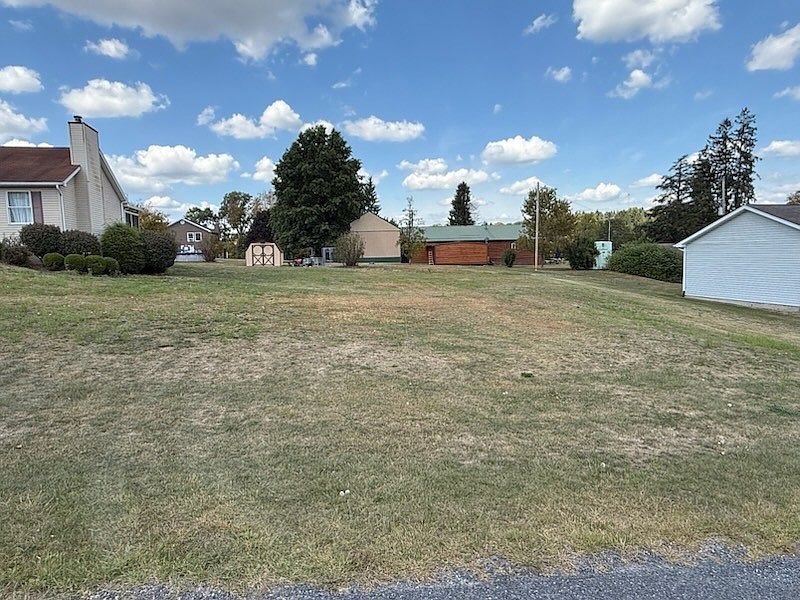 2 Ajit Rd Friedens, PA 15541 - Thumbnail 3