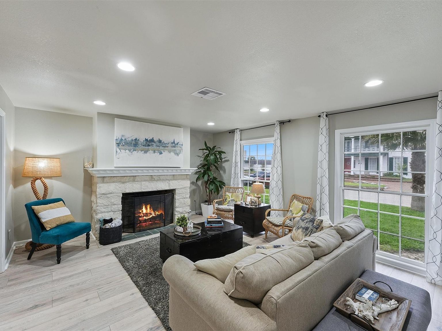 9 S Shore Dr Galveston, TX 77551 - Thumbnail 3