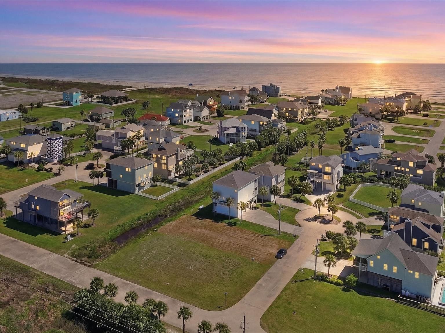 4010 Shallow Reef Galveston, TX 77554 - Thumbnail 3