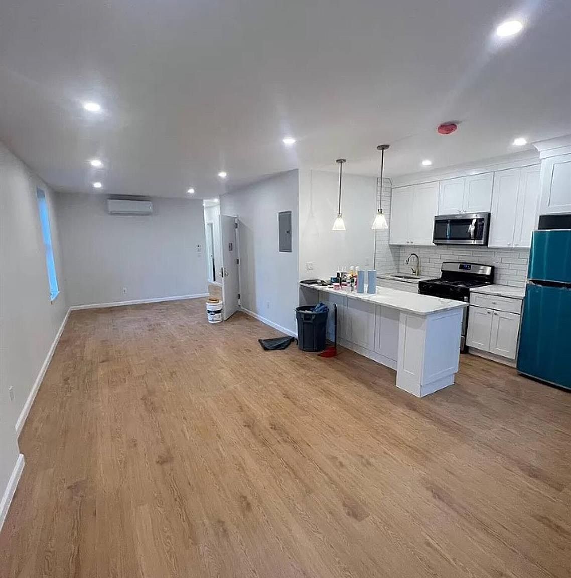 11310 Jamaica Ave Richmond Hill, NY 11418 - Thumbnail 3