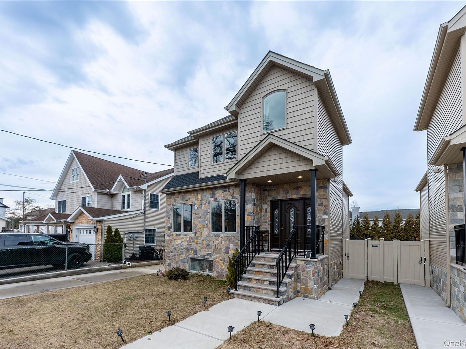 25 Sanford St Staten Island, NY 10307 - Thumbnail 3