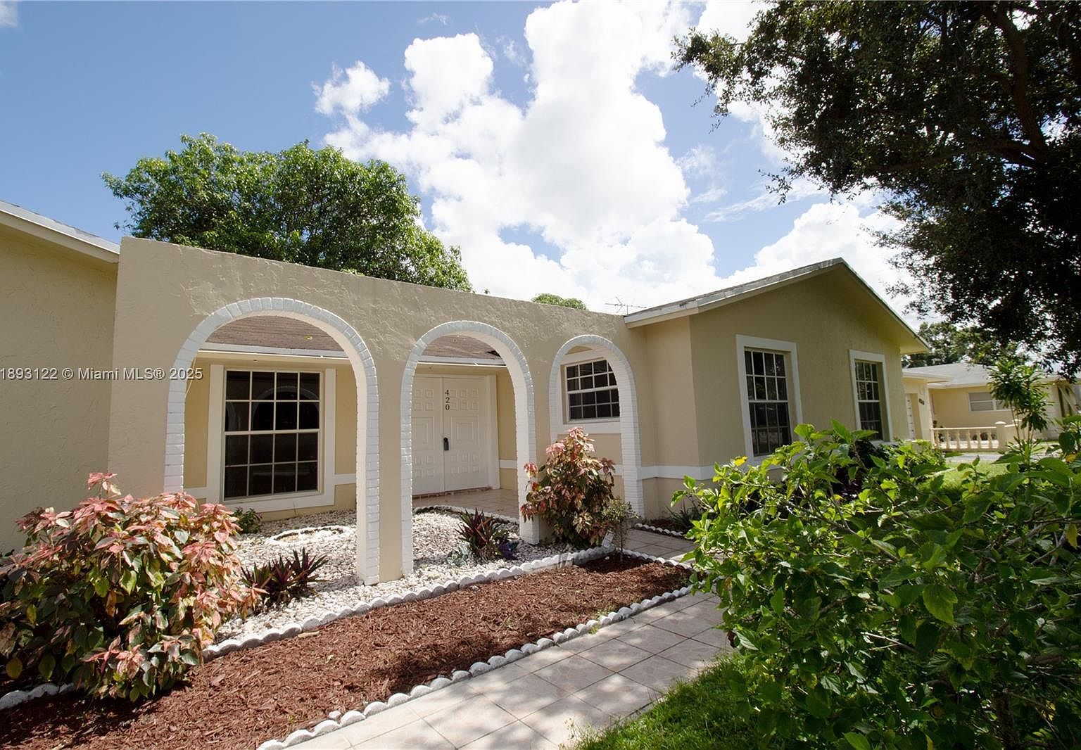 420 SW 62nd Ave Margate, FL 33068 - Thumbnail 3