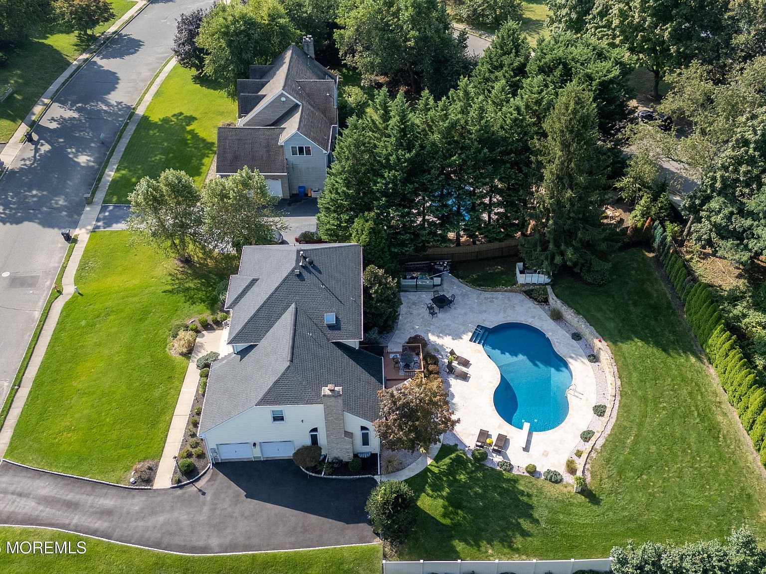 31 Southall Ln Red Bank, NJ 07701 - Thumbnail 3