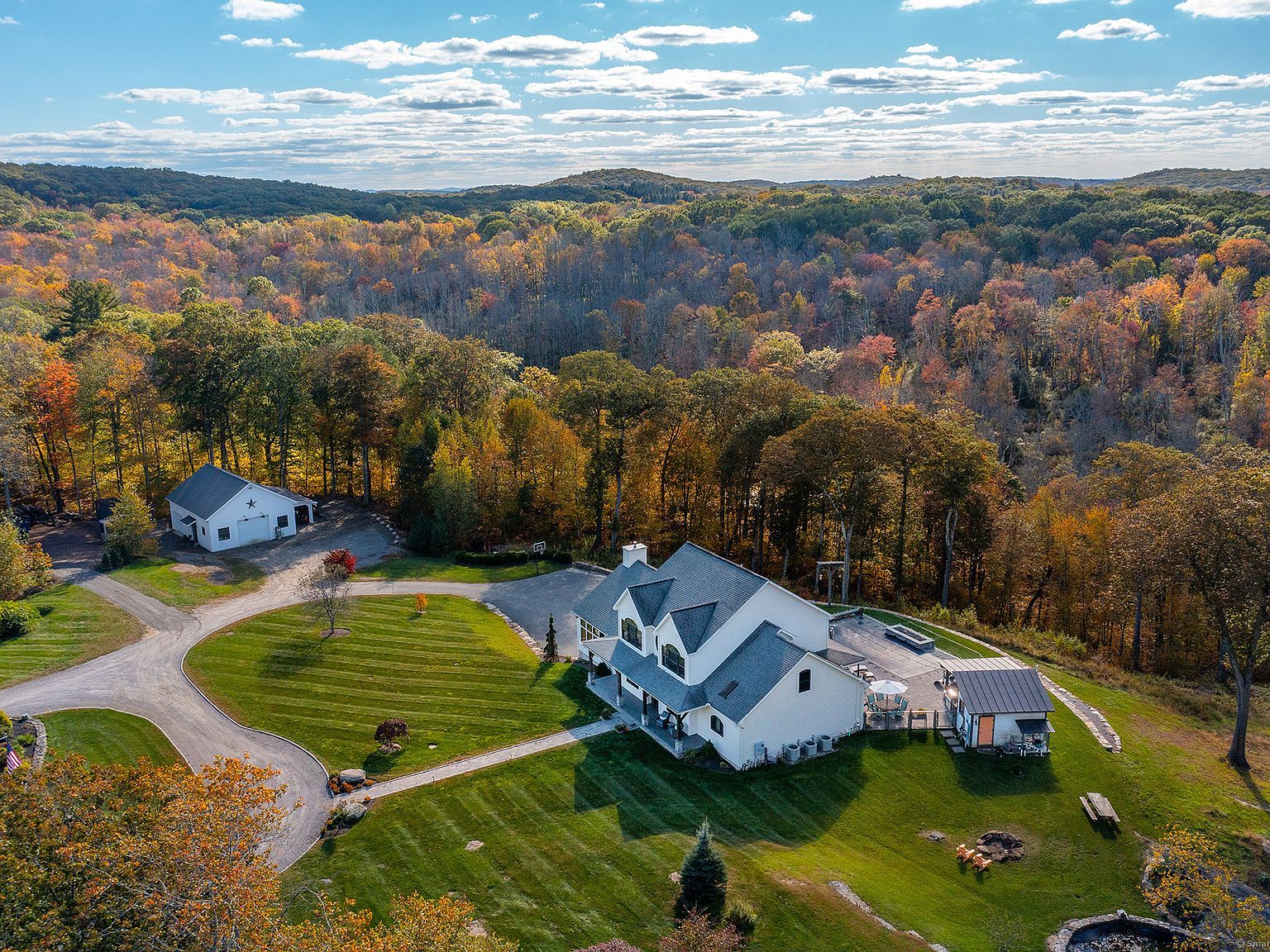 8 Bobcat Ln Warren, CT 06754 - Thumbnail 3