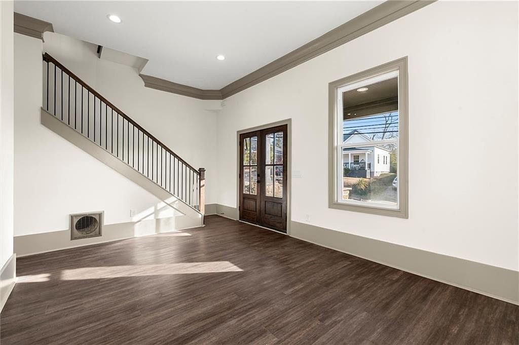 31 Pinson St Newnan, GA 30263 - Thumbnail 3