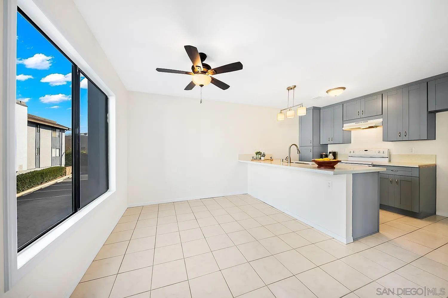 3219 Midway Dr UNIT 407 San Diego, CA 92110 - Thumbnail 3