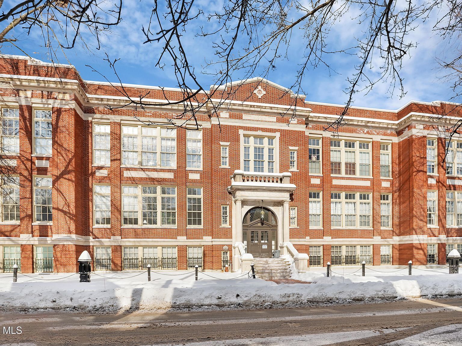 137 Front St APT 311 Schenectady, NY 12305 - Thumbnail 3