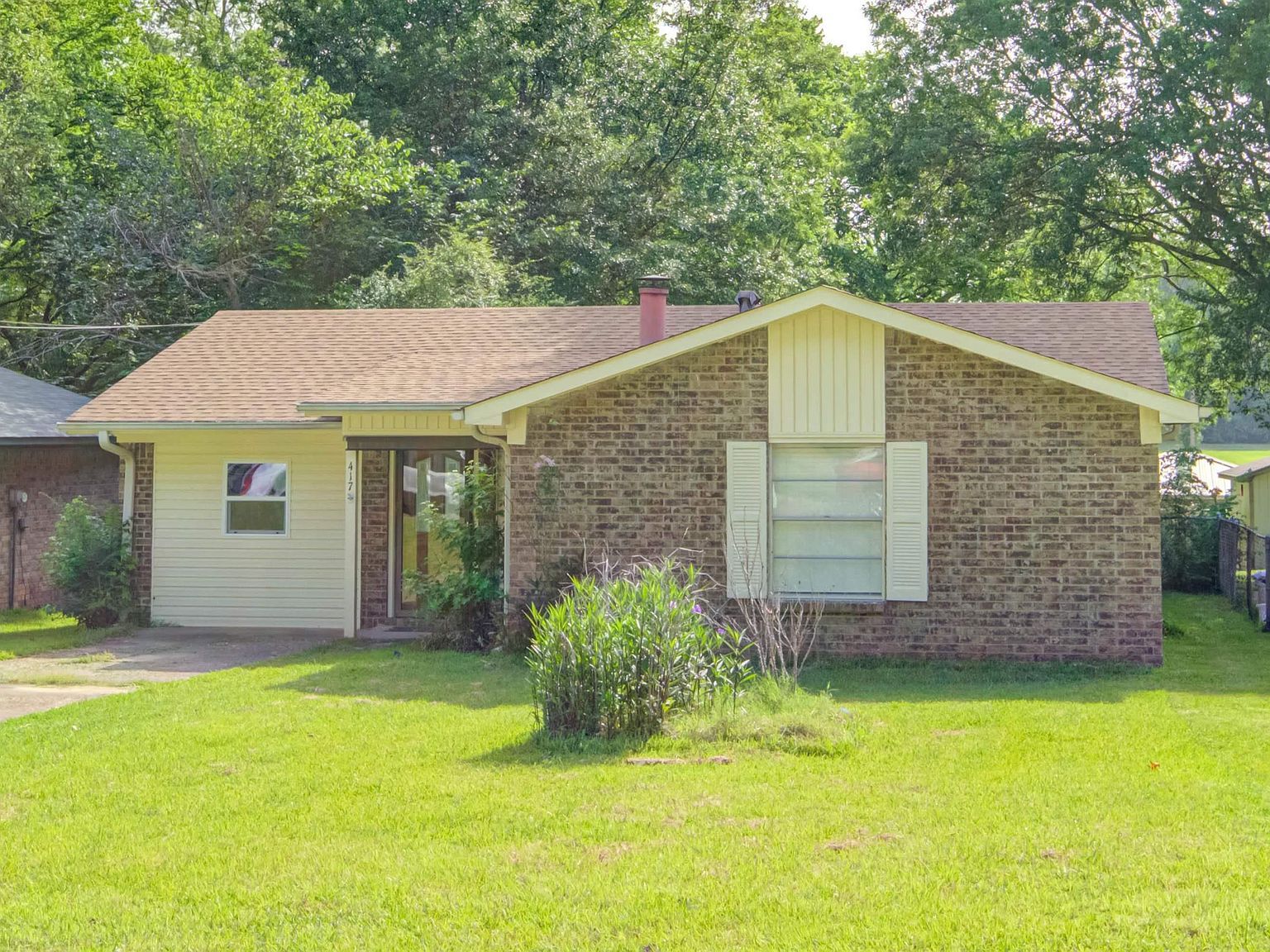 417 Carroll Ave Wake Village, TX 75501 - Thumbnail 3