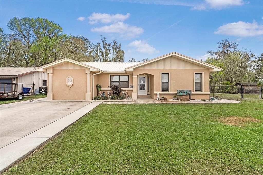 1119 County Road 457 Lake Panasoffkee, FL 33538 - Thumbnail 3