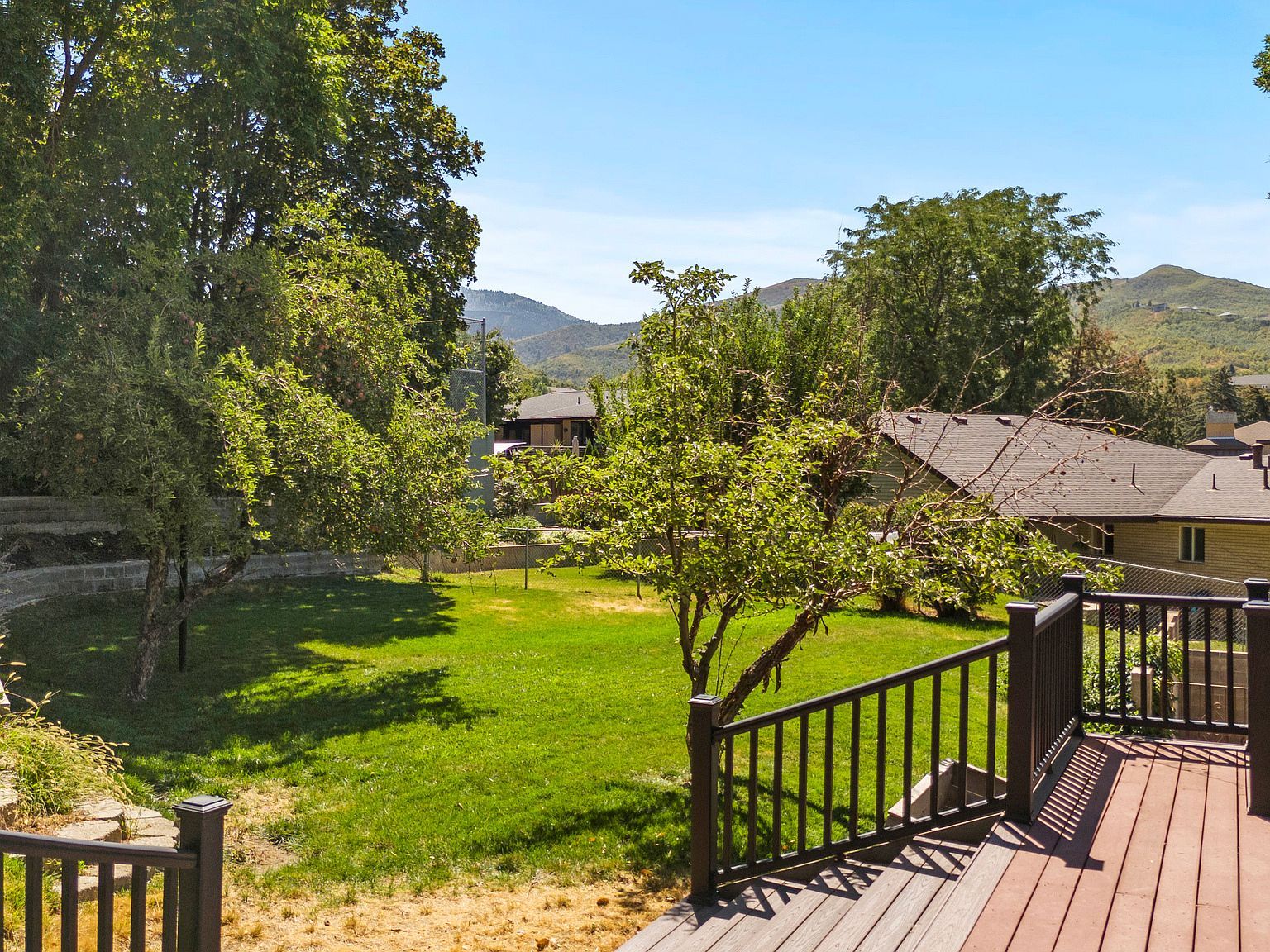 1399 E Millbrook Way Bountiful, UT 84010 - Thumbnail 3