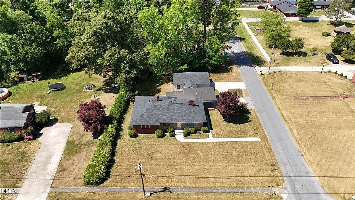 715 N Church St Zebulon, NC 27597 - Thumbnail 3
