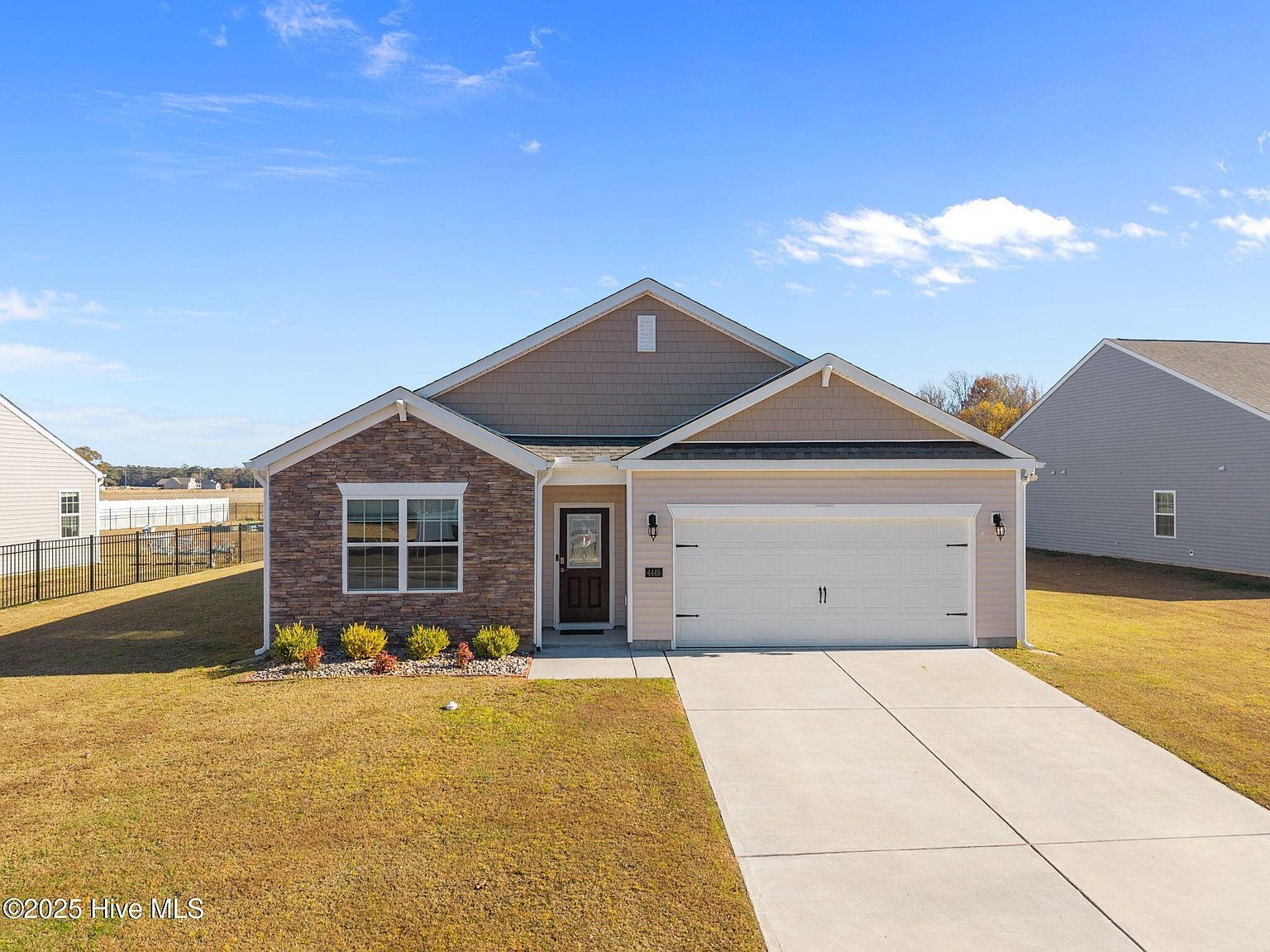 4449 Marthas Village Ln Ayden, NC 28513 - Thumbnail 3