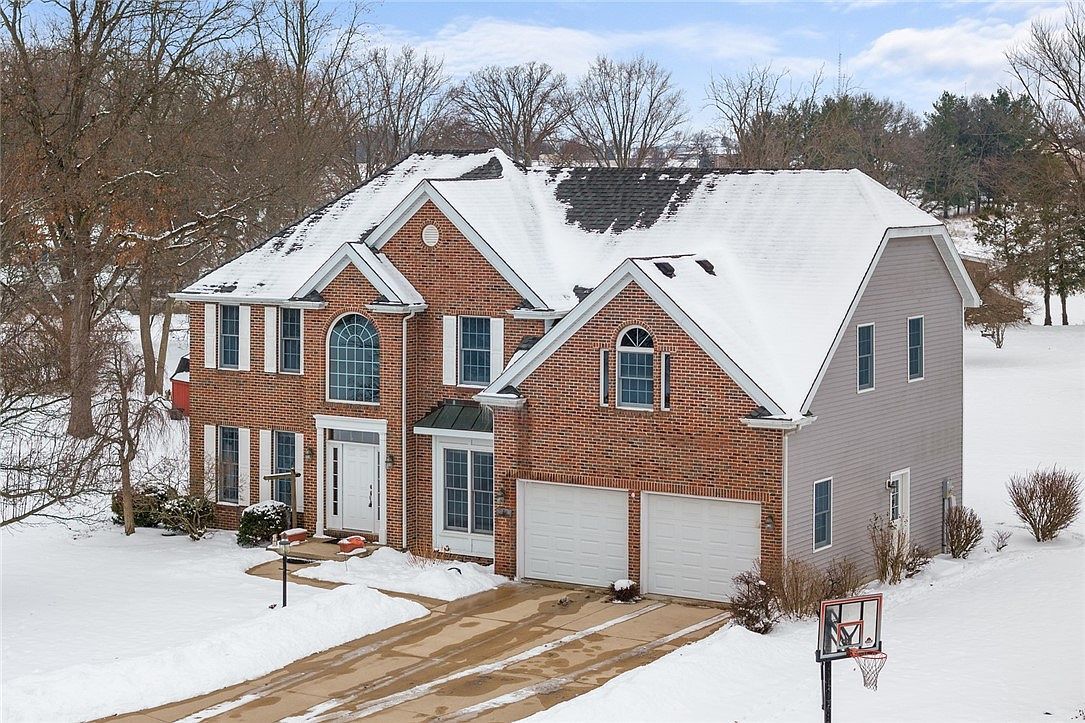 2 Rosewood Ct Paris, IL 61944 - Thumbnail 3