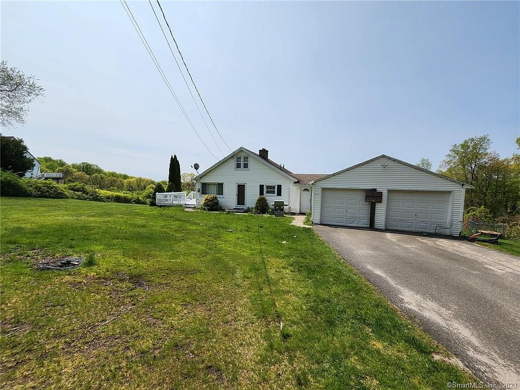 713 Bucks Hill Rd Waterbury, CT 06704 - Thumbnail 3