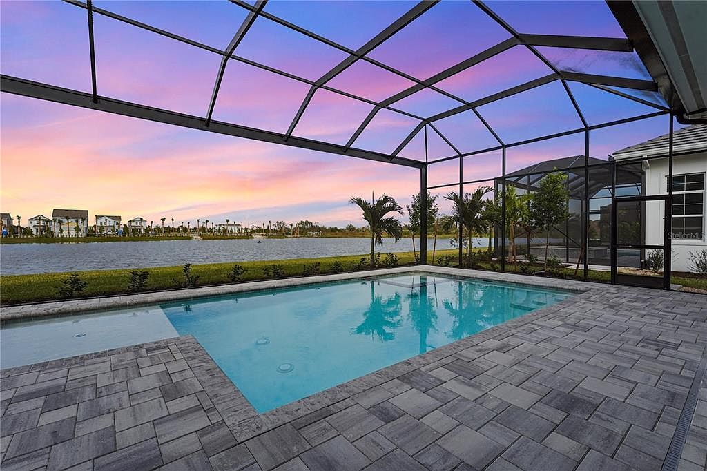 8328 Sea Glass Ct Sarasota, FL 34240 - Thumbnail 3