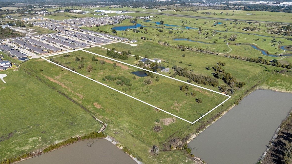 46 9th St Navasota, TX 77868 - Thumbnail 3