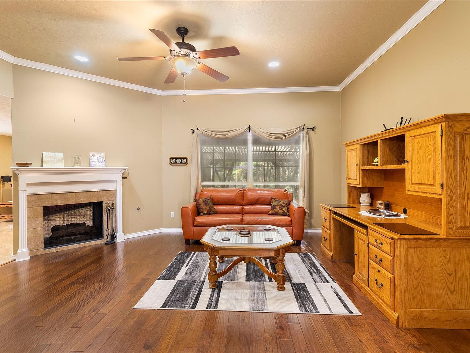 709 Aster Dr College Station, TX 77845 - Thumbnail 3