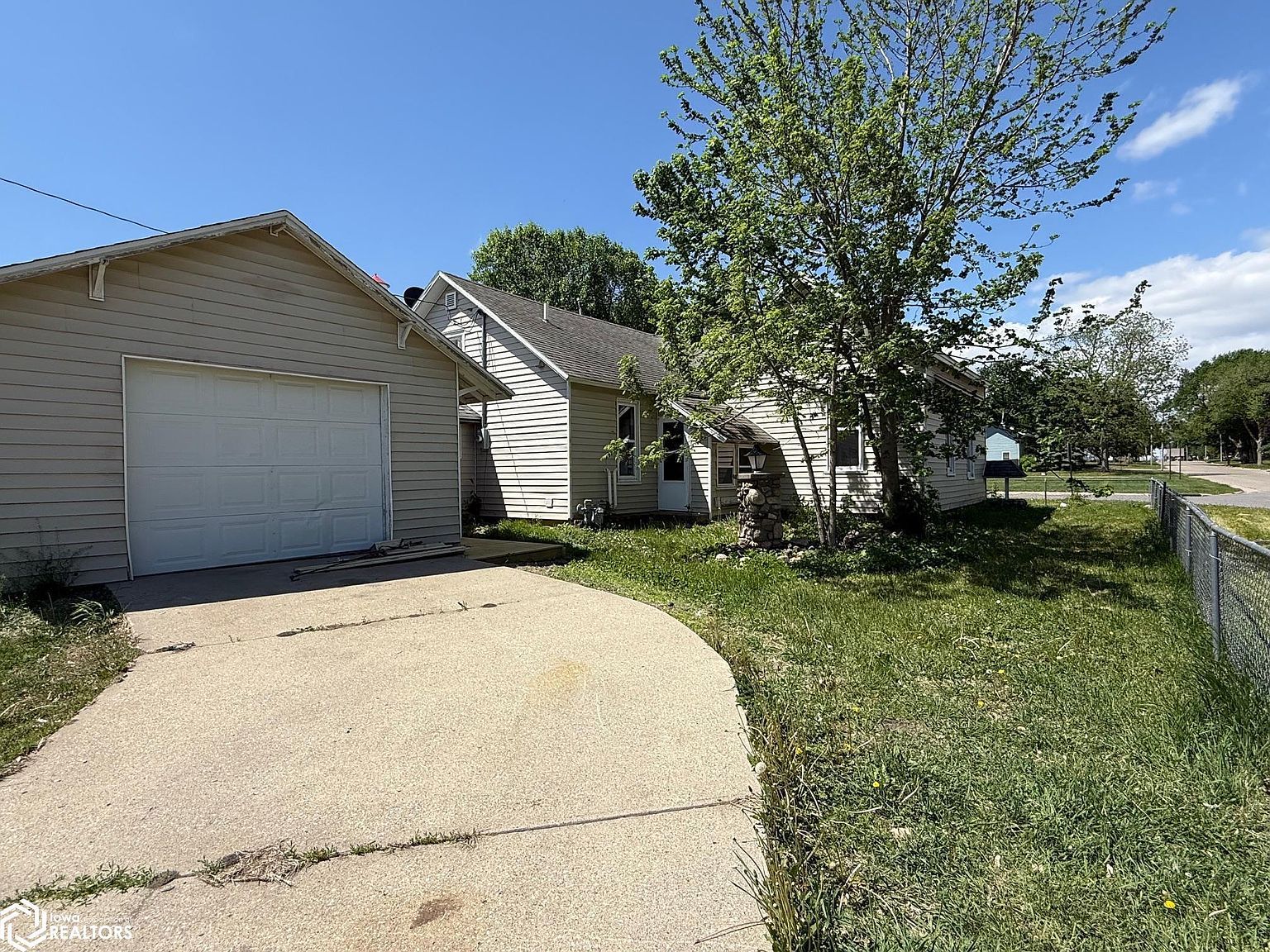 901 Main St Scranton, IA 51462 - Thumbnail 3