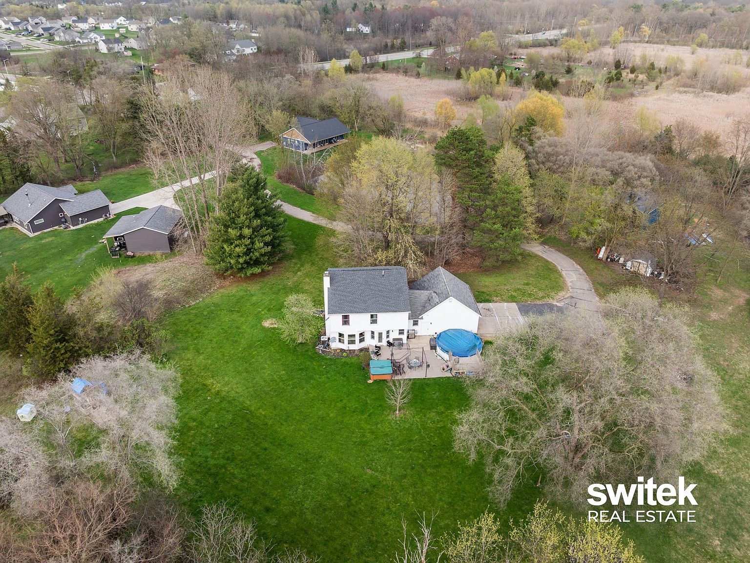 2772 60th St SE Grand Rapids, MI 49508 - Thumbnail 3