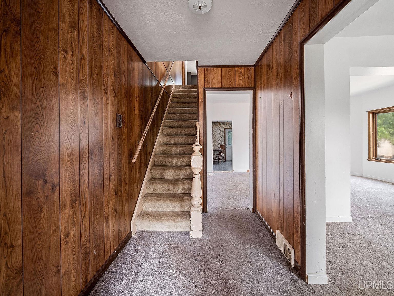 635 N 5th St Ishpeming, MI 49849 - Thumbnail 3