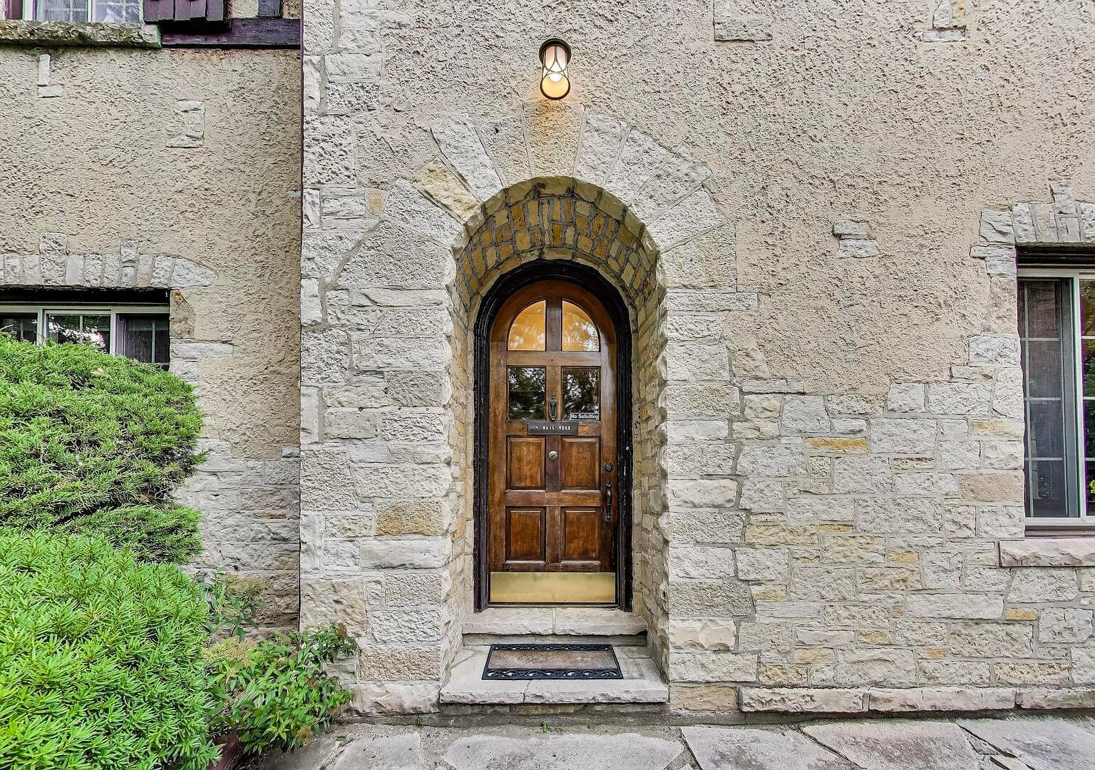 835 Yale Ln Highland Park, IL 60035 - Thumbnail 3