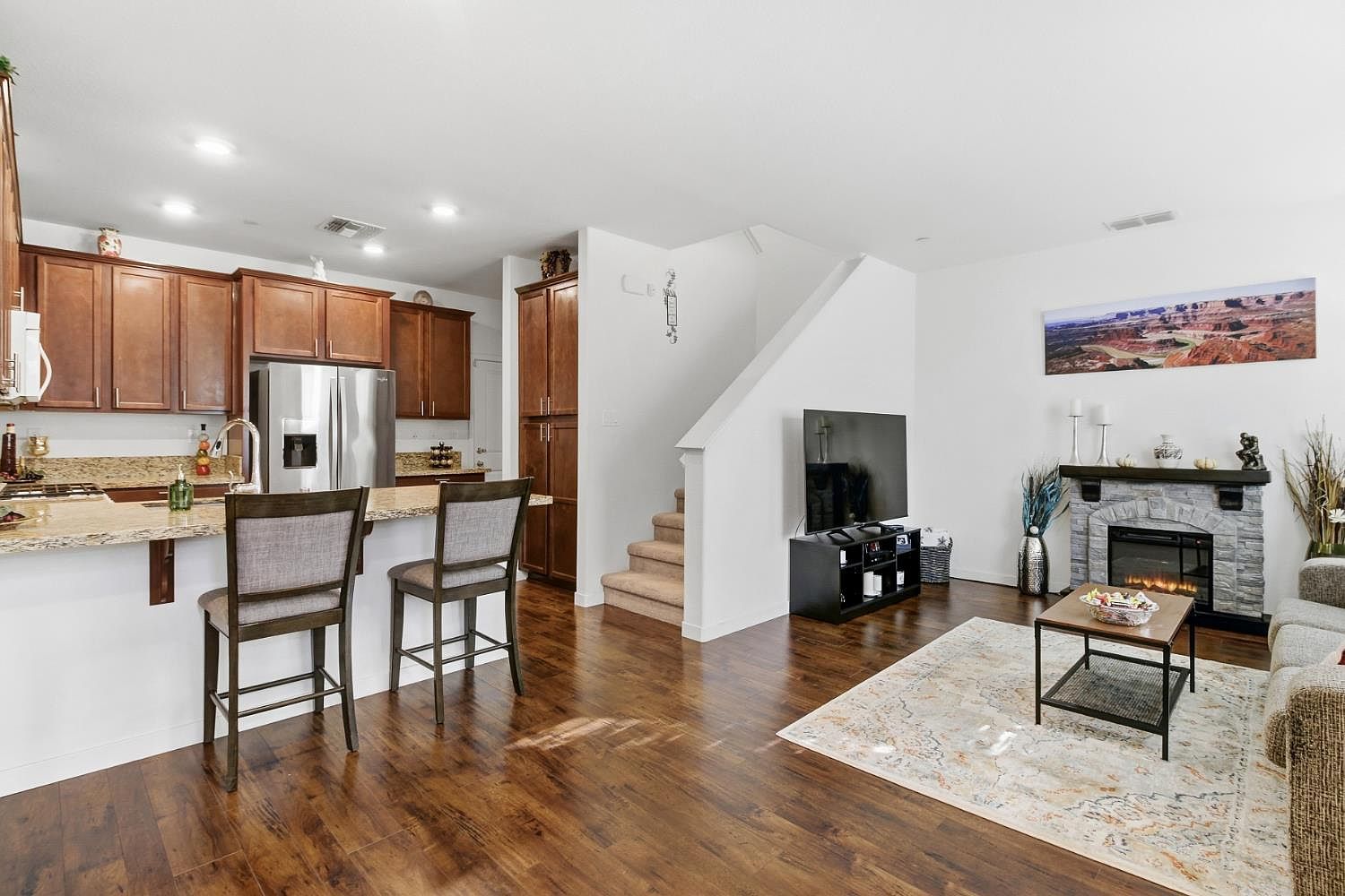 3215 Bridgeway Dr Rancho Cordova, CA 95670 - Thumbnail 3