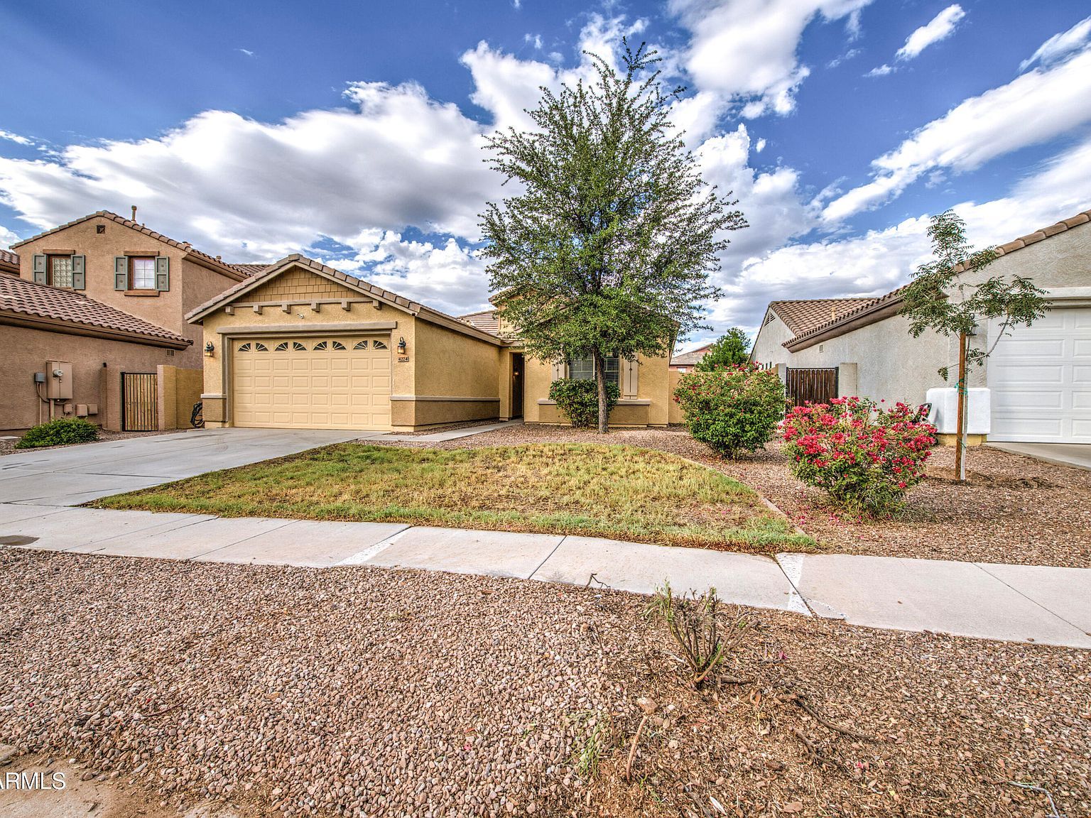 4224 S Fireside Ct Gilbert, AZ 85297 - Thumbnail 3