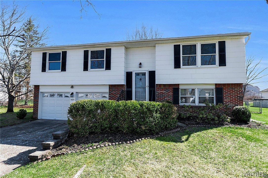 409 Tracey Ln Grand Island, NY 14072 - Thumbnail 3